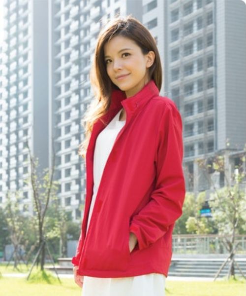 2-in-1-Hybrid-Tasche & Jacke