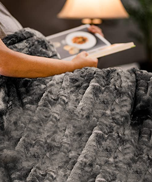 Chanasya Super Soft Fuzzy Kunstpelz Wurfdecken