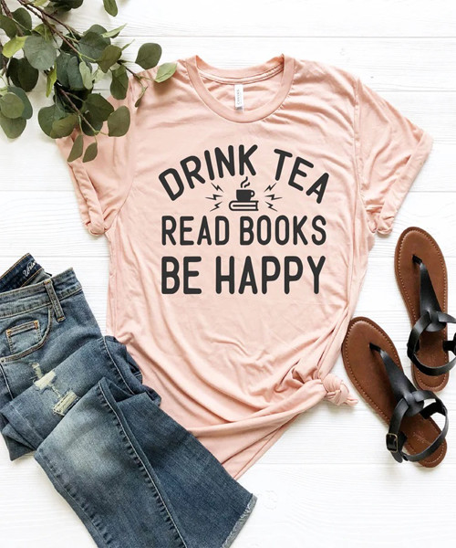 Tee trinken, Bucher lesen, glucklich sein Shirt