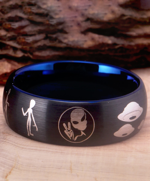 Alien Ringe UFO Schiff Muster