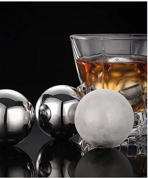 Eiswürfel aus Edelstahl