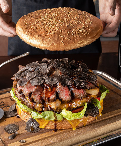 Oak Door Golden Giant Burger