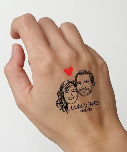 Personalisierte Valentinstag Tattoo